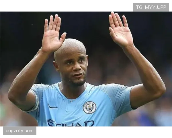 孔帕尼与范迪克的防守专注度及体系依赖性差异解析