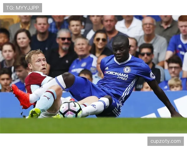 坎特与马克莱莱：防守型后腰的战术角色演变与能力对比